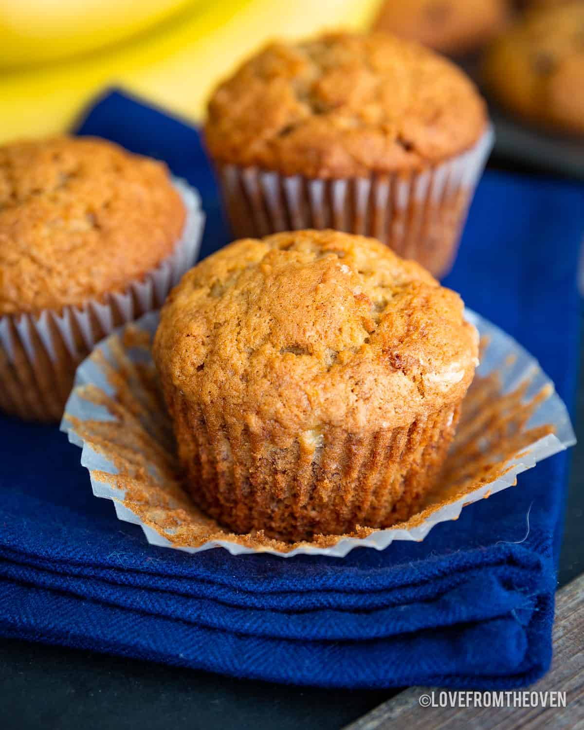 Master Perfect Banana Muffins: No Overmixing for Delicious Fluffy Results